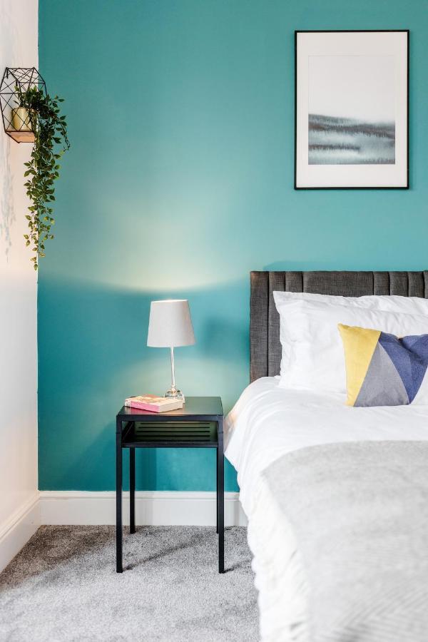 Business & Leisure 2 Bedroom & Parking By Damask Homes Ilford Bagian luar foto