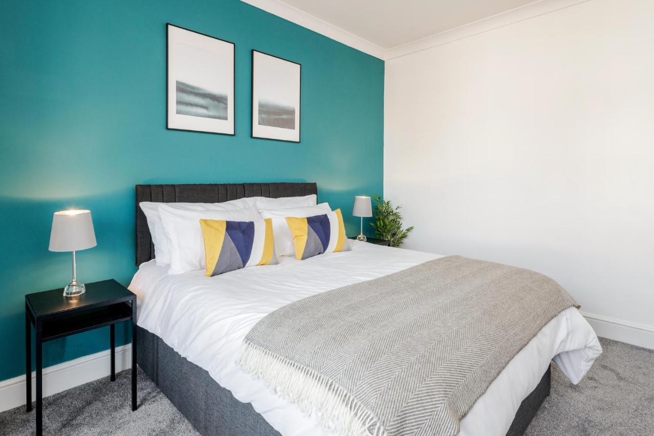Business & Leisure 2 Bedroom & Parking By Damask Homes Ilford Bagian luar foto